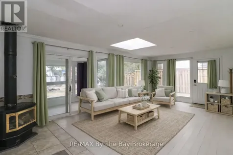 54 Homewood Avenue Wasaga Beach ON L9Z 2M2