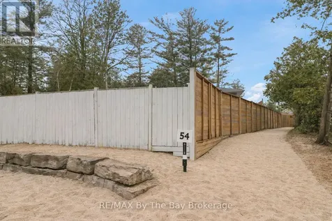54 Homewood Avenue Wasaga Beach ON L9Z 2M2