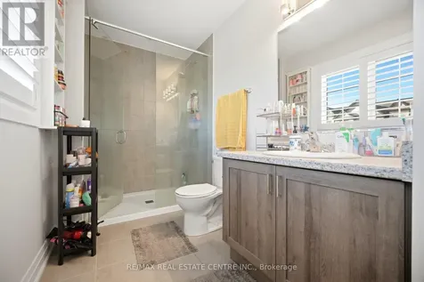 127 Monarch Woods Drive Kitchener ON N2P 2Y9