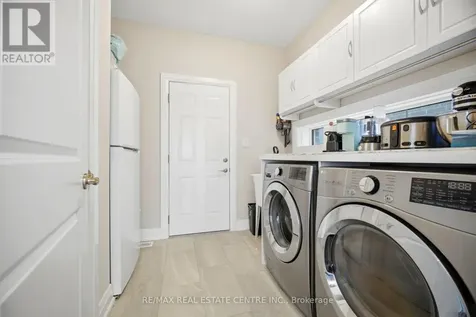 127 Monarch Woods Drive Kitchener ON N2P 2Y9