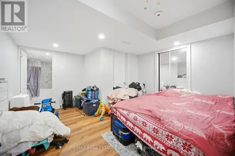 127 Monarch Woods Drive Kitchener ON N2P 2Y9