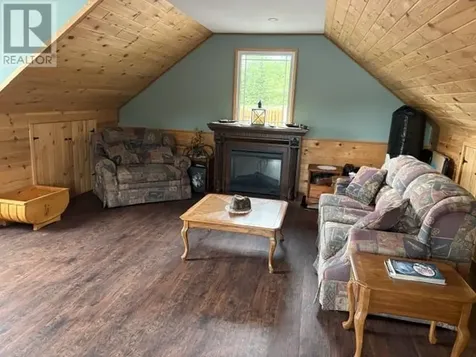 663 Highway 556 Heyden ON P6A 5K7