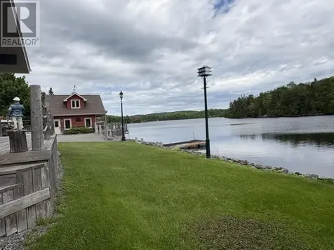 663 Highway 556 Heyden ON P6A 5K7
