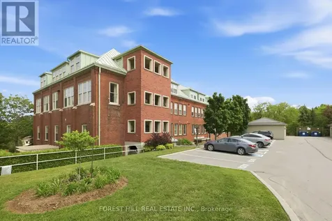 72 Pine Street North Port Hope ON L1A 3G8