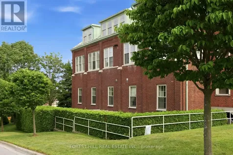 72 Pine Street North Port Hope ON L1A 3G8
