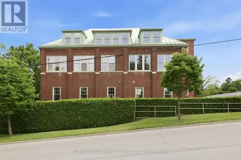 72 Pine Street North Port Hope ON L1A 3G8