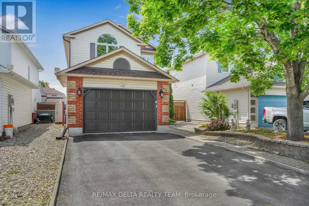 2040 Sunland Drive Ottawa ON K4A 3K8