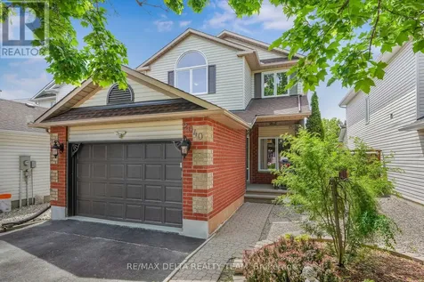 2040 Sunland Drive Ottawa ON K4A 3K8
