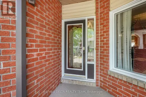 2040 Sunland Drive Ottawa ON K4A 3K8