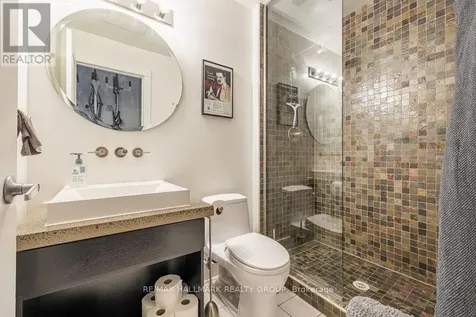 226 Dalhousie Avenue Ottawa ON K1N 5H7