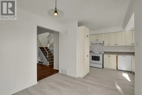 3342 Southgate Road Ottawa ON K1V 9P8