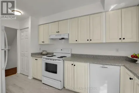 3342 Southgate Road Ottawa ON K1V 9P8
