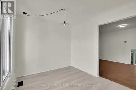 3342 Southgate Road Ottawa ON K1V 9P8