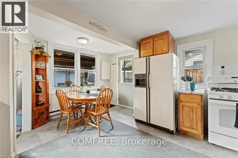 1743 St Luke Road Windsor ON N8Y 3N7