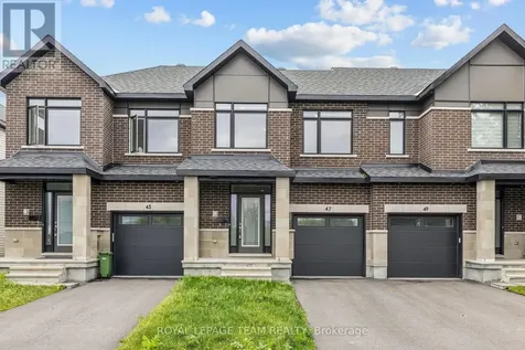 47 Moosonee Crescent Ottawa ON K4M 0M1