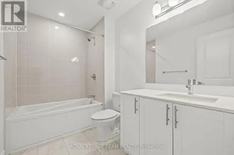 47 Moosonee Crescent Ottawa ON K4M 0M1