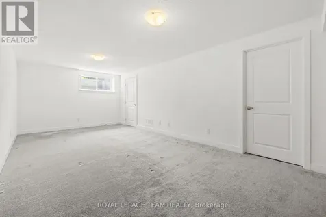 47 Moosonee Crescent Ottawa ON K4M 0M1