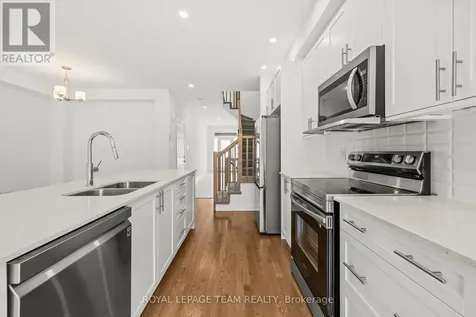 47 Moosonee Crescent Ottawa ON K4M 0M1