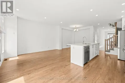 47 Moosonee Crescent Ottawa ON K4M 0M1