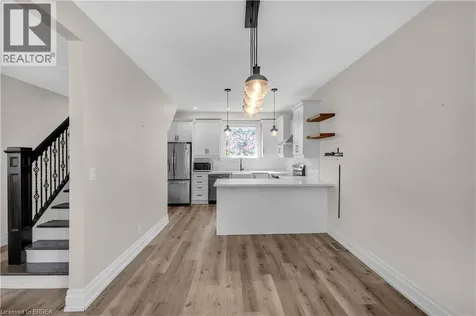 41 Waterloo Street Brantford ON N3T 3R6