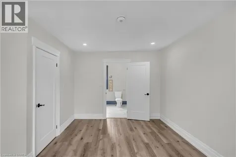41 Waterloo Street Brantford ON N3T 3R6