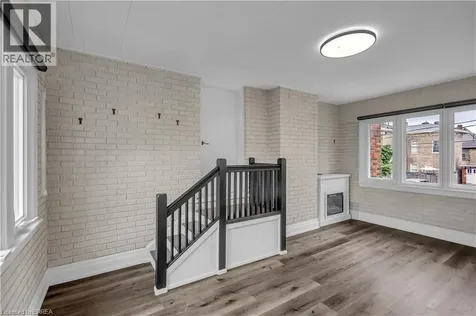 41 Waterloo Street Brantford ON N3T 3R6