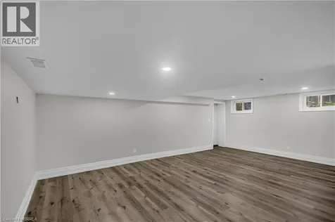 41 Waterloo Street Brantford ON N3T 3R6