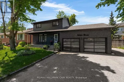 17 Walker Avenue Orillia ON L3V 6G8