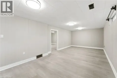 6447 Burdette Drive Niagara Falls ON L2E 5H4