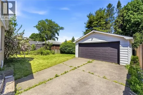 6447 Burdette Drive Niagara Falls ON L2E 5H4