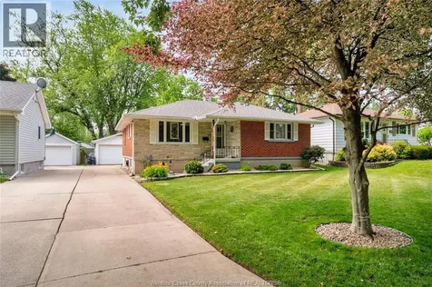 46 Grace Avenue Leamington ON N8H 1K9