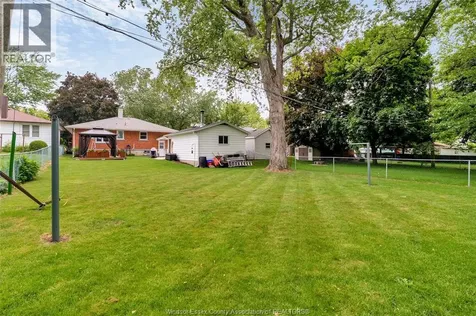 46 Grace Avenue Leamington ON N8H 1K9