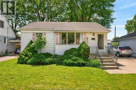 1677 Norman Road Windsor ON N8Y 4N6