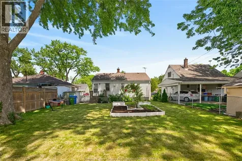 1677 Norman Road Windsor ON N8Y 4N6
