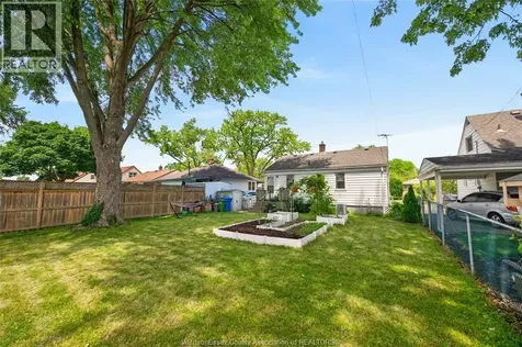 1677 Norman Road Windsor ON N8Y 4N6