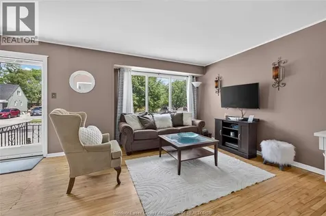 1677 Norman Road Windsor ON N8Y 4N6