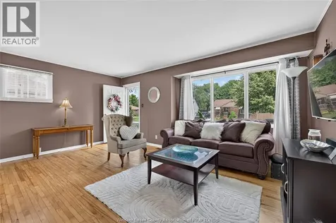 1677 Norman Road Windsor ON N8Y 4N6