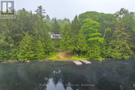 7 Baby Lake Road Seguin ON P2A 2W8