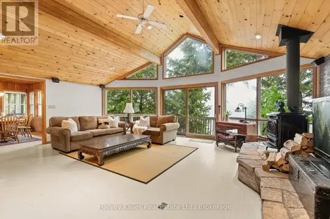 7 Baby Lake Road Seguin ON P2A 2W8