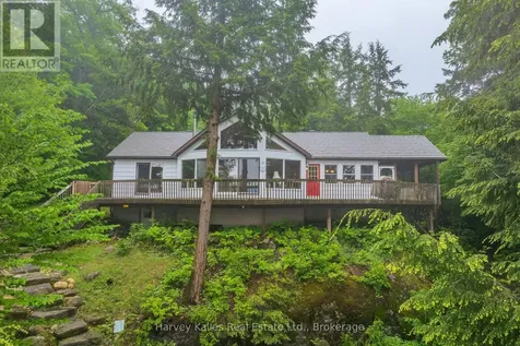 7 Baby Lake Road Seguin ON P2A 2W8