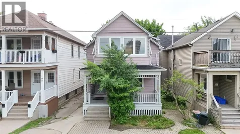 196 Brock Street North Sarnia ON N7T 5Z3