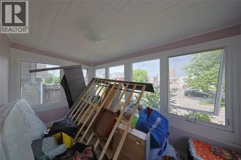 196 Brock Street North Sarnia ON N7T 5Z3