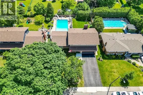 99 Elmhurst Drive Hamilton ON L8T 1C5