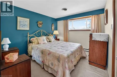 99 Elmhurst Drive Hamilton ON L8T 1C5