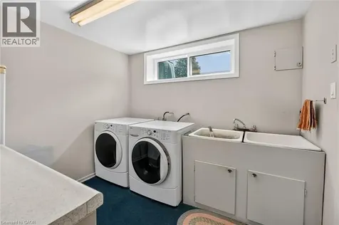 99 Elmhurst Drive Hamilton ON L8T 1C5