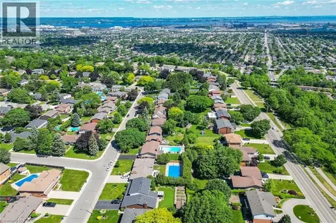 99 Elmhurst Drive Hamilton ON L8T 1C5
