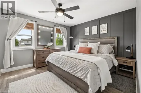16 White Sands Court Kitchener ON N2E 3S4