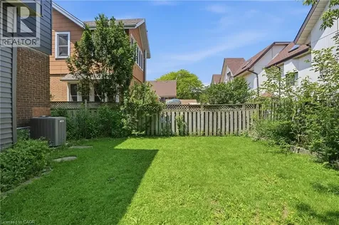 4849 Willmott Street Niagara Falls ON L2E 1Z5