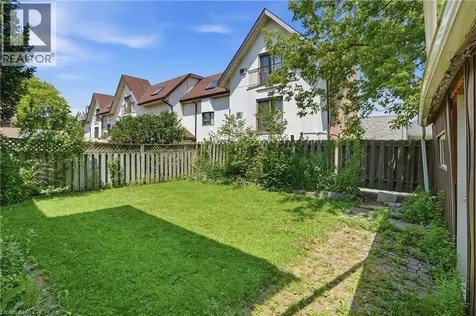 4849 Willmott Street Niagara Falls ON L2E 1Z5