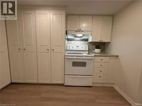 29 East 41st Street Hamilton ON L8T 2Z4